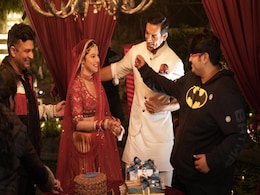 Divya Khosla Kumar Celebrates Birthday On The Sets Of <I>Satyameva Jayate 2</i> Divya Khosla Kumar Celebrates Birthday On The Sets Of <I>Satyameva Jayate 2</i>