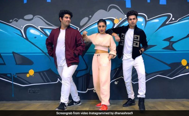 Dhanashree ने रणबीर कपूर के गाने पर किया ताबड़तोड़ डांस, Video देख मंगेतर Yuzvendra Chahal यूं दिया रिएक्शन
