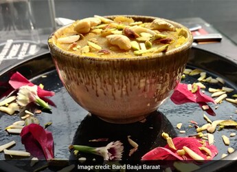 How To Make Kashmiri Halwa: An Easy Dessert Recipe Ready In 30 Minutes How To Make Kashmiri Halwa: An Easy Dessert Recipe Ready In 30 Minutes