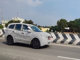 Next-Generation Mahindra XUV500 Spotted Testing With New Alloy Wheels Next-Generation Mahindra XUV500 Spotted Testing With New Alloy Wheels