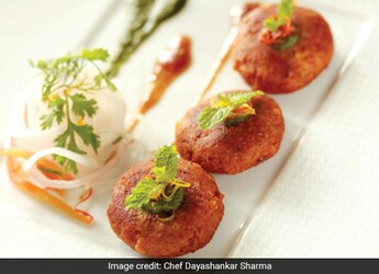 Indian Cooking Tips: How To Make Hyderabadi Shikampuri Kebab At Home Indian Cooking Tips: How To Make Hyderabadi Shikampuri Kebab At Home