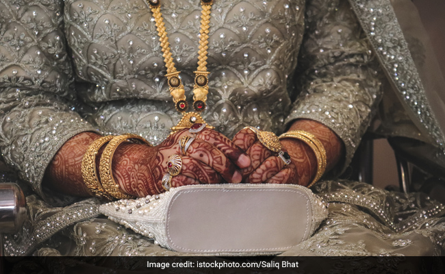 Diwali 2020: Gold Rings, Chains And Pure Gold Jewellery At Up To 40% Off For Dhanteras 2020