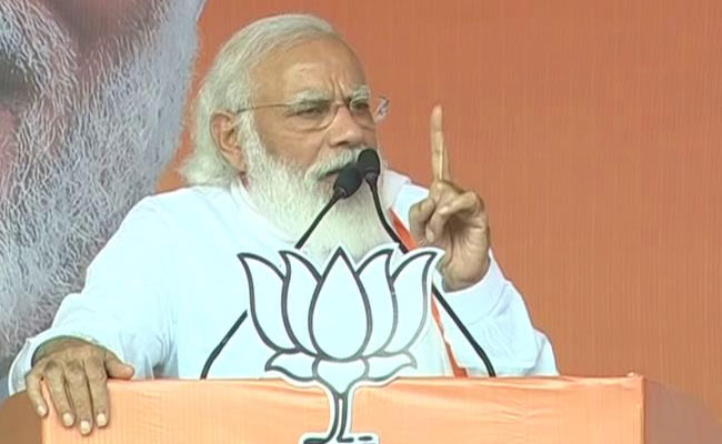 "जंगलराज के साथी चाहते हैं आप 'भारत माता की जय' व 'जय श्री राम'  ना बोलें" : PM मोदी का वार