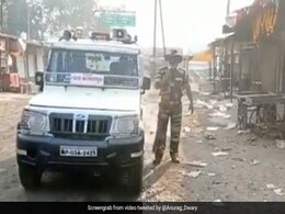 Watch: Madhya Pradesh Cop Does A Gabbar Singh On Duty, Lands In Trouble Watch: Madhya Pradesh Cop Does A Gabbar Singh On Duty, Lands In Trouble