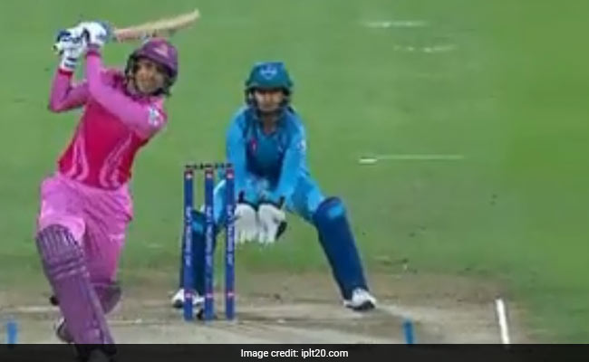 कोरोना के कारण महिला टी20 चैलेंज का आयोजन संभव नहीं- BCCI ने कहा