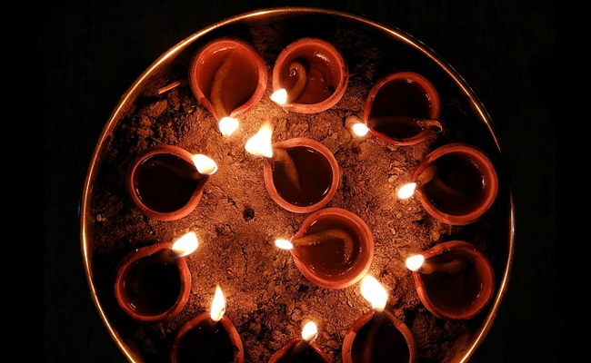 Diwali 2020: Know Lakshmi Puja Muhurat Or Auspicious Time In Your City