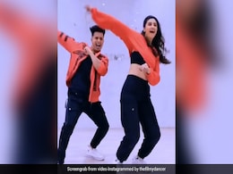 सलमान खान की एक्ट्रेस डेजी शाह ने अंग्रेजी गाने पर किया धमाकेदार डांस, Video में मूव्स से मचा दिया तहलका सलमान खान की एक्ट्रेस डेजी शाह ने अंग्रेजी गाने पर किया धमाकेदार डांस, Video में मूव्स से मचा दिया तहलका