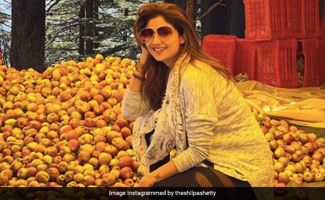 This Throwback Pic Of Shilpa Shetty And Her "<i>Sabar Ke Dher Saare Phal</i>" Will Make You Drool