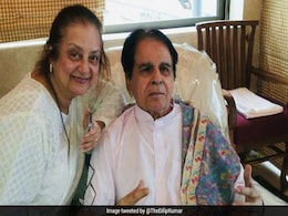 Dilip Kumar और Saira Banu की Photo हुई वायरल, व्हाइट कुर्ते पजामे में पत्नी के साथ यूं पोज देते आए नजर Dilip Kumar और Saira Banu की Photo हुई वायरल, व्हाइट कुर्ते पजामे में पत्नी के साथ यूं पोज देते आए नजर