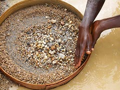 2 Labourers Find High-Value Diamonds, To Get Several Lakhs From Auction