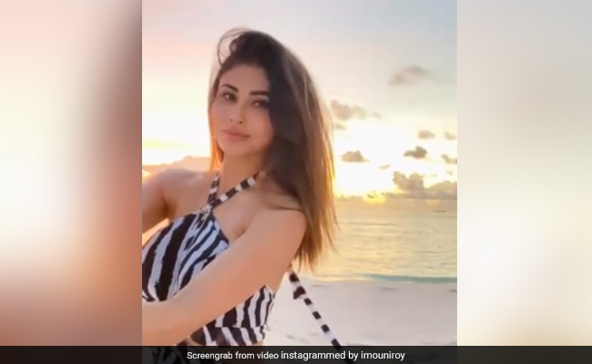 When Left "Unsupervised," Mouni Roy Can Paint A Picture With Moonshine And Jazzy Tunes