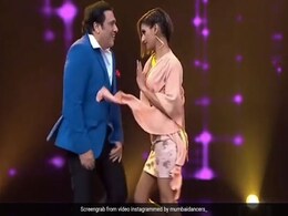 गोविंदा ने 'हुस्न है सुहाना' गाने पर शक्ति मोहन के साथ किया रोमांटिक डांस, धमाकेदार Video हुआ वायरल गोविंदा ने 'हुस्न है सुहाना' गाने पर शक्ति मोहन के साथ किया रोमांटिक डांस, धमाकेदार Video हुआ वायरल