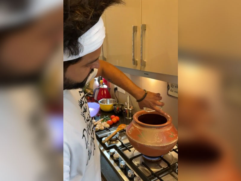 "Bro Mere Liye Bacha Hai??": Irfan Pathan's Cheeky Reply To Suresh Raina's Cooking Video