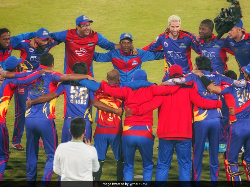 Pakistan Super League 2020: Wasim Akram, Karachi Kings Dedicate Title Win To Dean Jones. Watch