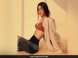 Alaya F ने कराया ग्लैमरस Photoshoot, बोलीं- सांस रोककर मैंने अपना पेट अंदर किया.... Alaya F ने कराया ग्लैमरस Photoshoot, बोलीं- सांस रोककर मैंने अपना पेट अंदर किया....