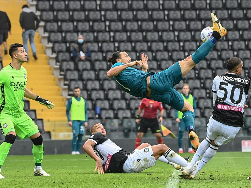 Watch: Zlatan Ibrahimovic, 39, Scores With Stunning Bicycle Kick In AC Milan's 2-1 Win