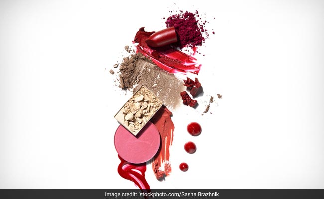 7 Harmful Ingredients In Cosmetics And Beauty Products: These Beauty Ingredients Can Be Dangerous For Your Skin And Health