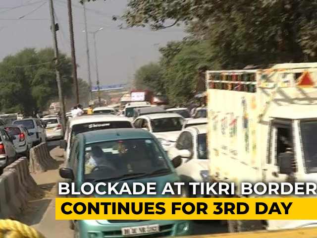 Farmers' March: Road Blocks Leave Delhi-Haryana Commuters Frustrated