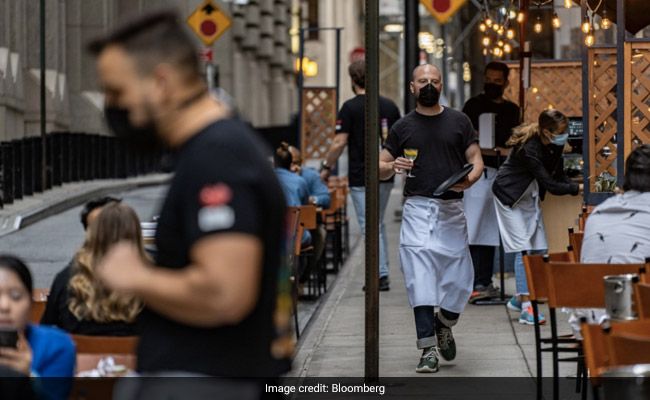 Gen Z Faces 'Menu Anxiety' When Dining Out, Says Study