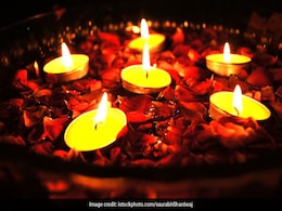 Diwali Decoration: दीवाली पर इस तरह अपने घर को दे सकते हैं ग्लैम लुक Diwali Decoration: दीवाली पर इस तरह अपने घर को दे सकते हैं ग्लैम लुक