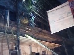 कानपुर में तीन मंजिला इमारत गिरी, 3 लोगों के दबे होने का अंदेशा, राहत-बचाव कार्य जारी कानपुर में तीन मंजिला इमारत गिरी, 3 लोगों के दबे होने का अंदेशा, राहत-बचाव कार्य जारी