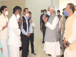चिराग पासवान को लेकर बोले नीतीश कुमार: 'बीजेपी उनके बारे में फैसला करे जो वोट काटते हैं' चिराग पासवान को लेकर बोले नीतीश कुमार: 'बीजेपी उनके बारे में फैसला करे जो वोट काटते हैं'