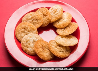 Chawal Ki Hisse - Try This Traditional Rice Biscuit From Bihar And Maharashtra (Watch Recipe Video) Chawal Ki Hisse - Try This Traditional Rice Biscuit From Bihar And Maharashtra (Watch Recipe Video)