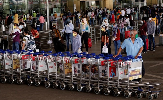 4 Covid Positive Cases Detected From 1,926 Samples At Maharashtra Airports