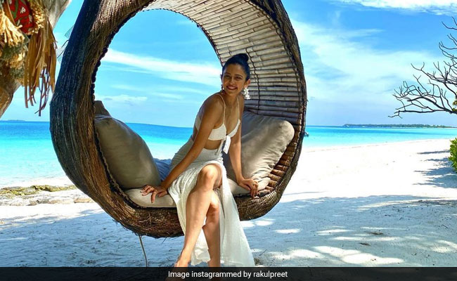 Here's How Rakul Preet Singh Is Coping With Her Post-Vacation Blues