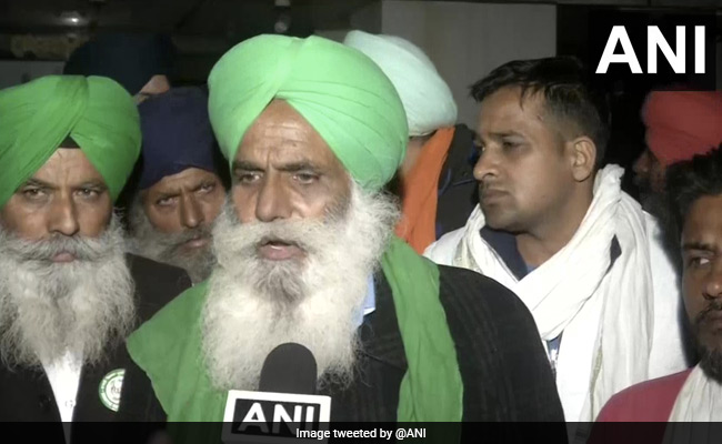 'केंद्र को शर्तों संग नहीं, खुले दिल से आगे आना चाहिए', कृषि कानून के विरोध में किसान नेता
