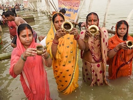 Chhath Puja 2023: 17 या 18 नवंबर कब से शुरू है छठ पूजा? जानें तिथि, कथा और भोग रेसिपी Chhath Puja 2023: 17 या 18 नवंबर कब से शुरू है छठ पूजा? जानें तिथि, कथा और भोग रेसिपी