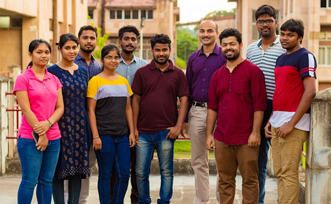 IIT टीम ने विकसित किया ऐसा सिस्‍टम जो 'कचरे' को उपयोगी कैमिकल्‍स में करता है तब्‍दील..