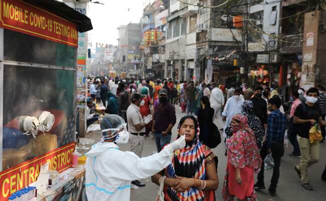 Coronavirus Cases Update: भारत में COVID-19 संक्रमितों की संख्या 90 लाख के करीब, पिछले 24 घंटे में 474 लोगों की गई जान