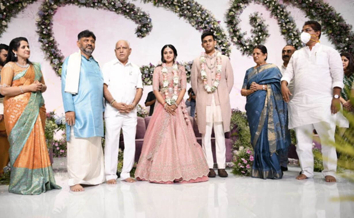 dk shivakumar s daughter aisshwarya engaged to cafe coffee day founder s son amartya
