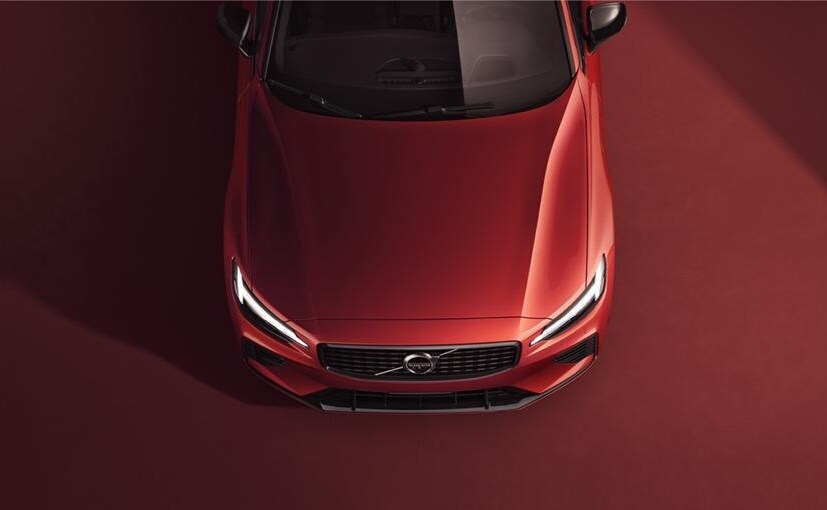 New-Gen Volvo S60 Sedan To Be Unveiled This Month