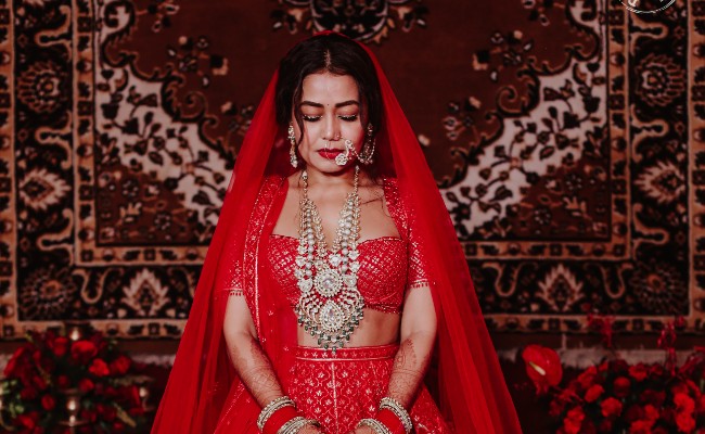 Top Bridal Wear Pick Of 2020 - The Classic Red <i>Lehenga</i> Rules