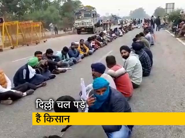 किसानों ने कहा- कृषि कानूनों पर सरकार पीछे हटे