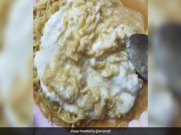 महिला ने दही डालकर खाई Maggi, तो फूटा लोगों का गुस्सा, बोले- 'कौन हैं यह? कहां से आते हैं...' महिला ने दही डालकर खाई Maggi, तो फूटा लोगों का गुस्सा, बोले- 'कौन हैं यह? कहां से आते हैं...'