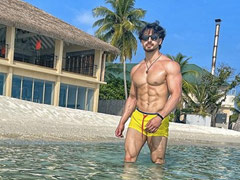 Please Excuse Tiger Shroff's 'Yellow Hot Pants' In This Pic From Maldives