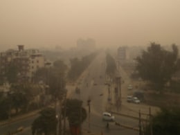 Delhi Pollution : दिल्ली वायु प्रदूषण के हालात गंभीर, गाजियाबाद-नोएडा भी देश के सबसे प्रदूषित शहरों में Delhi Pollution : दिल्ली वायु प्रदूषण के हालात गंभीर, गाजियाबाद-नोएडा भी देश के सबसे प्रदूषित शहरों में