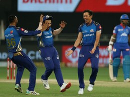MI vs SRH: इस वजह से ट्रेंट बोल्ट चेन्नई स्टेडियम की पिच पर बरसे MI vs SRH: इस वजह से ट्रेंट बोल्ट चेन्नई स्टेडियम की पिच पर बरसे