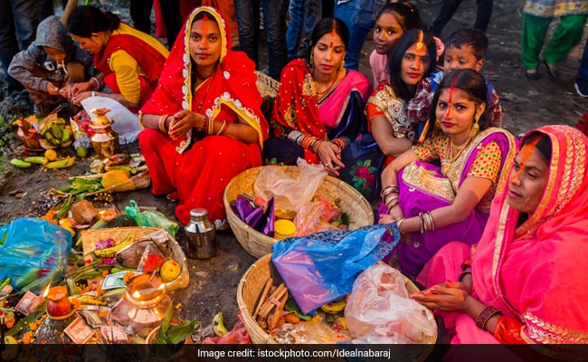 Delhi Allows Chhath Puja Celebrations At Designated Sites Amid Covid Protocols