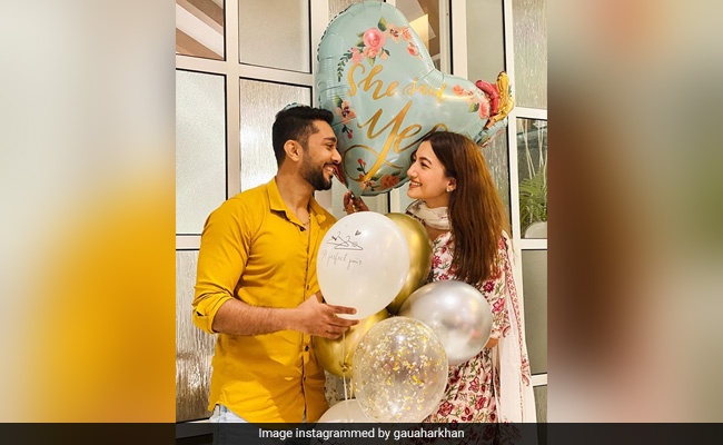 Gauahar Khan Gets Engaged To Zaid Darbar. See Pic