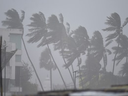 Deep Depression Off Tamil Nadu, Kerala Coasts; Senior Officers Take Stock Deep Depression Off Tamil Nadu, Kerala Coasts; Senior Officers Take Stock