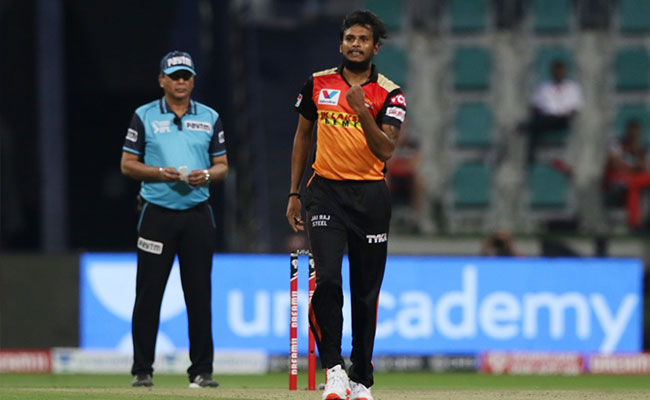 IPL के दौरान सनराइज़र्स हैदराबाद के टी- नटराजन कोरोना पॉजिटिव पाए गए