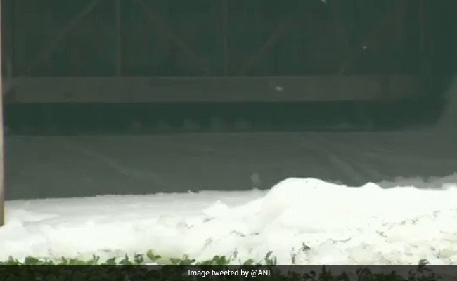 Pollution Board Asks Delhi Officials To Ensure Sewage Treatment To Stop Frothing In Yamuna