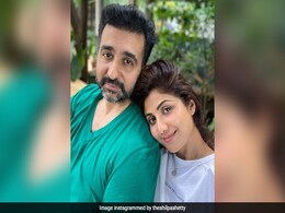 "Still Have Eyes On You": Shilpa Shetty's Wish For Raj Kundra On Their 11th Wedding Anniversary "Still Have Eyes On You": Shilpa Shetty's Wish For Raj Kundra On Their 11th Wedding Anniversary