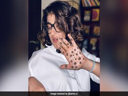 Karwa Chauth: How Tahira Kashyap, Divya Dutta "Managed" Mehndi Amid Corona Karwa Chauth: How Tahira Kashyap, Divya Dutta "Managed" Mehndi Amid Corona