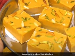 इस दीवाली मेहमानों को मीठे में खिलाएं घर पर बनी स्पेशन बेसन की बर्फी, झटपट बनकर होती है तैयार इस दीवाली मेहमानों को मीठे में खिलाएं घर पर बनी स्पेशन बेसन की बर्फी, झटपट बनकर होती है तैयार