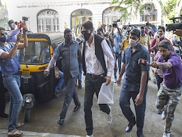 बॉलीवुड एक्टर अर्जुन रामपाल को NCB ने फिर किया समन, 16 दिसंबर को होगी पूछताछ बॉलीवुड एक्टर अर्जुन रामपाल को NCB ने फिर किया समन, 16 दिसंबर को होगी पूछताछ